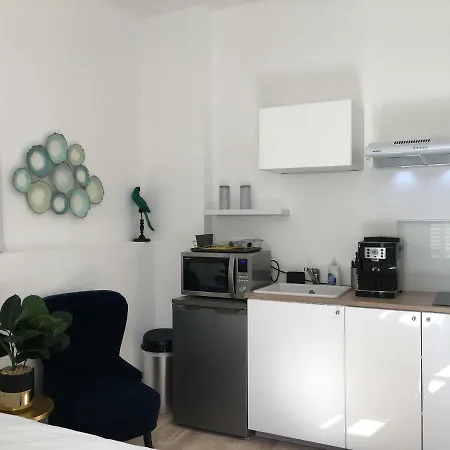 Le Bahia Centre La Breche Wifi Linge De Pressing Apartment Niort Exterior photo